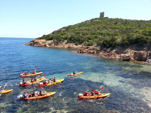 explorer palombaggia et environ kayak en mer porto vecchio
